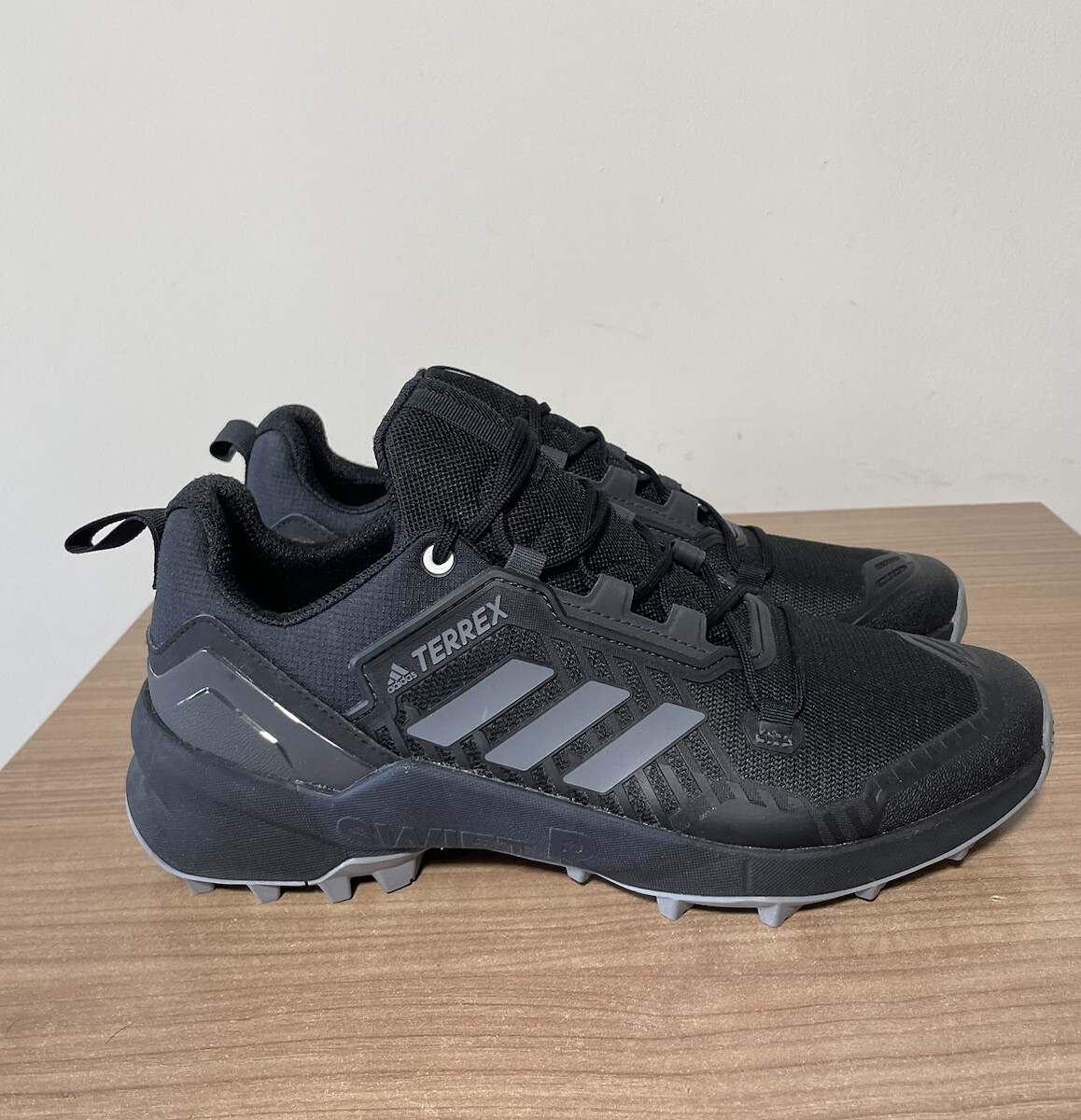 ADIDAS TERREX SWIFT R3 MENS HIKING RUNNING TRAIL SHOES
