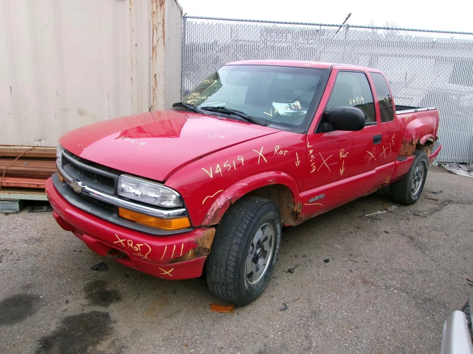 Alternador usado compatible con: Chevrolet S10/s15/sonoma 2000 100 amperios gasolina grado A Foto 3 de 4