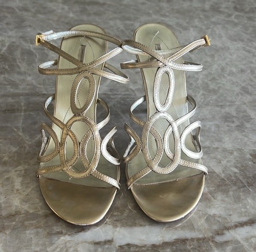 Max Studio Gold Metallic Riemchen 4" Absatz Leder Sandalen Größe 9