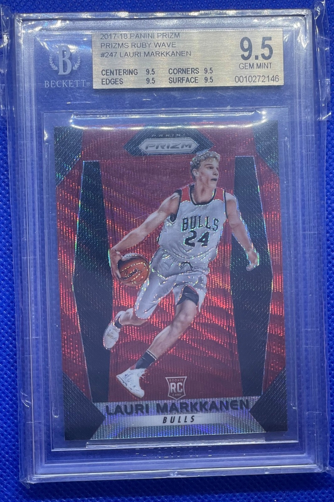 2017-18 Panini Prizm Lauri Markkanen Ruby Wave Rookie Card #247 BGS 9.5 GEM MINT