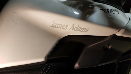 2 x PERSONALISED/CUSTOMISED MOTORBIKE MOTORCYCLE TANK FAIRING NAME STICKERS - Picture 11 of 25