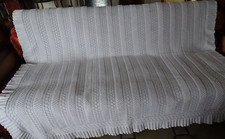 Vintage ,couvre lit ,plaid canapé, dessus de lit crochet coton blanc, boules