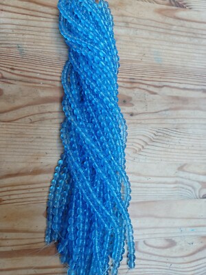 Hellblaue transluzente Glasperlen rund 8 mm 45 Perlen pro Strang 1 x Strang