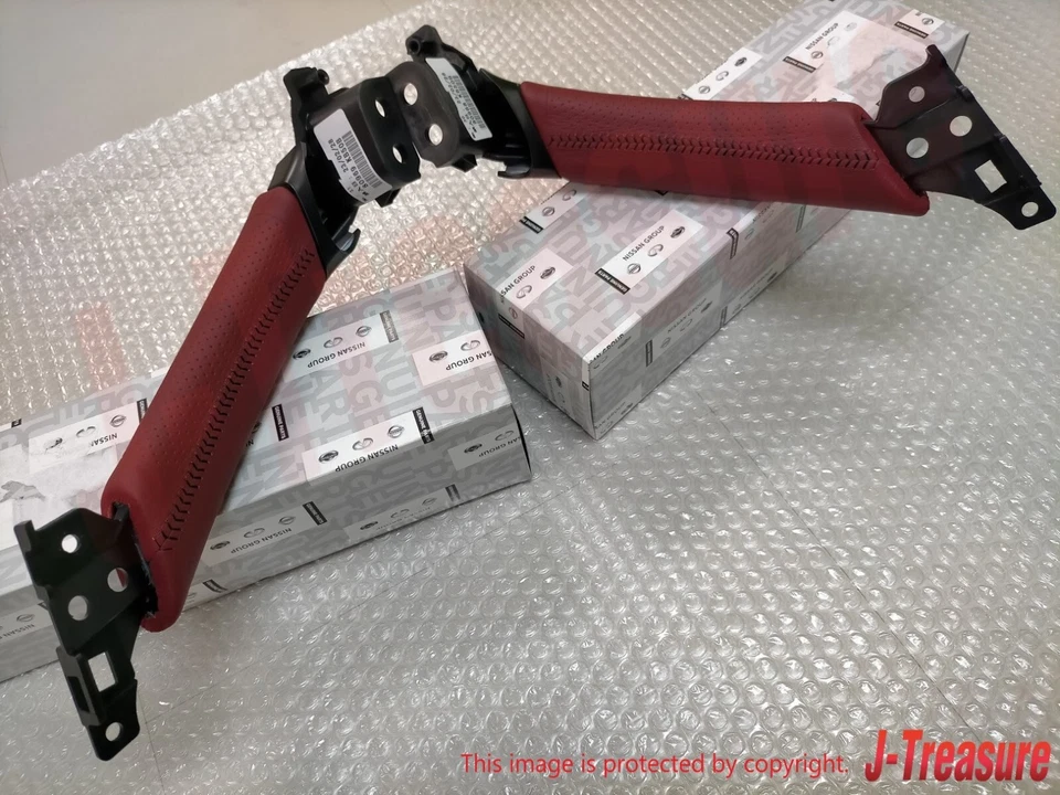 Juego de manija de puerta derecha y derecha de cuero rojo genuino edición negra Nissan R35 GT-R Foto 4 de 4