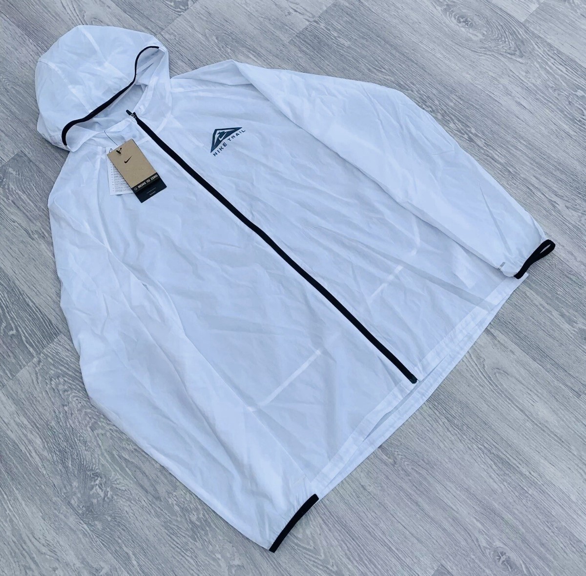 Nike Trail Aireez Lightweight Windbreaker Running Zip Jacket