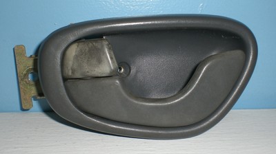 97 Chevy Geo Metro 2 Dr Interior Door Pull Handle Bezel Front Lh Ebay