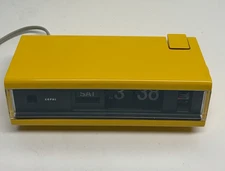 VINTAGE Copal Model 229 Flip Time/Day Alarm Clock Tv Series Yellow - Need Repair