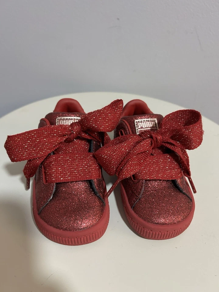 Zapatos PUMA Basket Bow Brillo Niñas Pequeñas Rojo Talla 6C Tenis Brillantes Foto 2 de 4