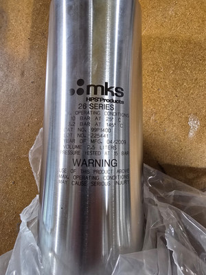 MKS HPS Products SS Fluid Filtration Vessel Single Cartridge Side Bottom 99P1400