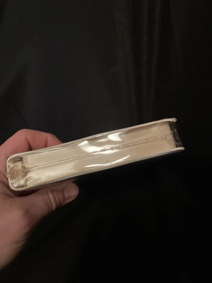 Chicken Run 2000 Dreamworld VHS Clamshell New Sealed - Image 4 of 4