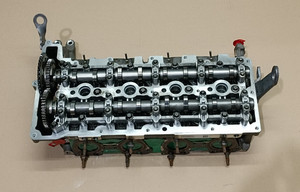 OEM BMW G-Seria  Motor 2.0d B47D20B Zylinderkopf  Nockenwelle 8580266 8570145