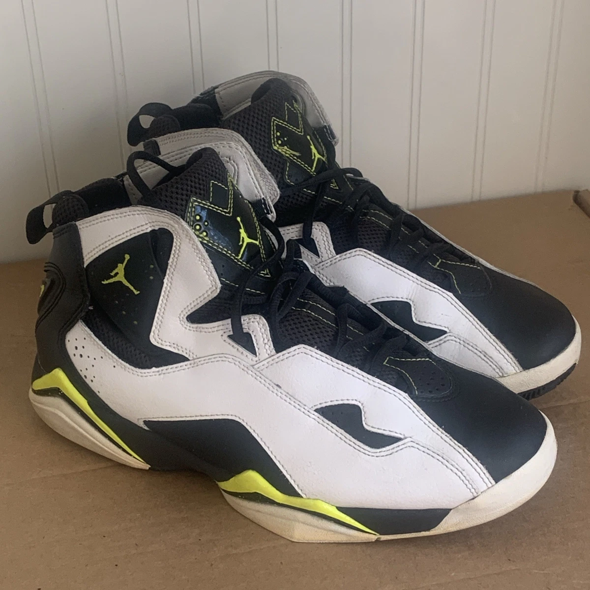 Jordan True Flight White Neon Yellow for Sale | Authenticity
