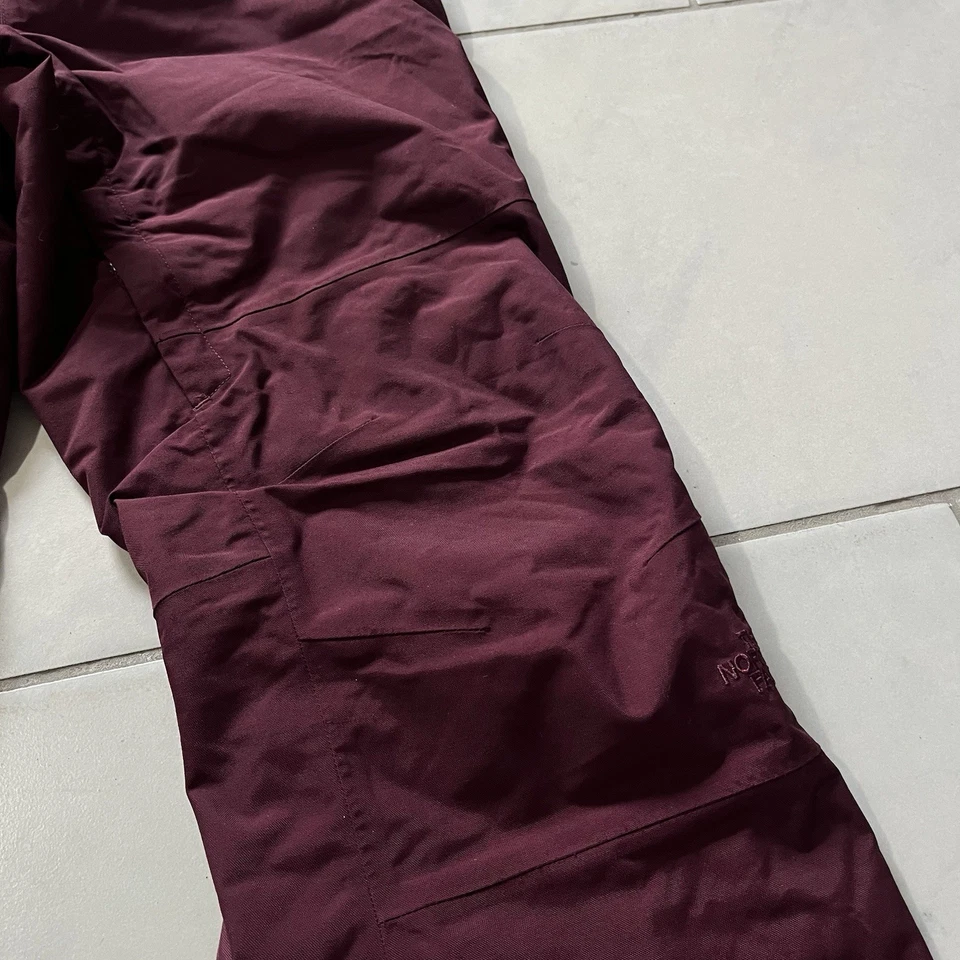 Pantalones de esquí para nieve North Face extra pequeños para mujer forrados aislados bolsillos exteriores Foto 4 de 4