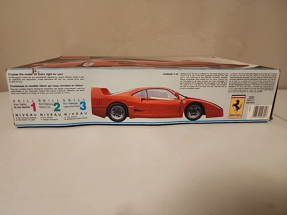 Monogram Ferrari F40 Kit # 2804 Open Box See All Pictures 1:12 - Image 2 of 4