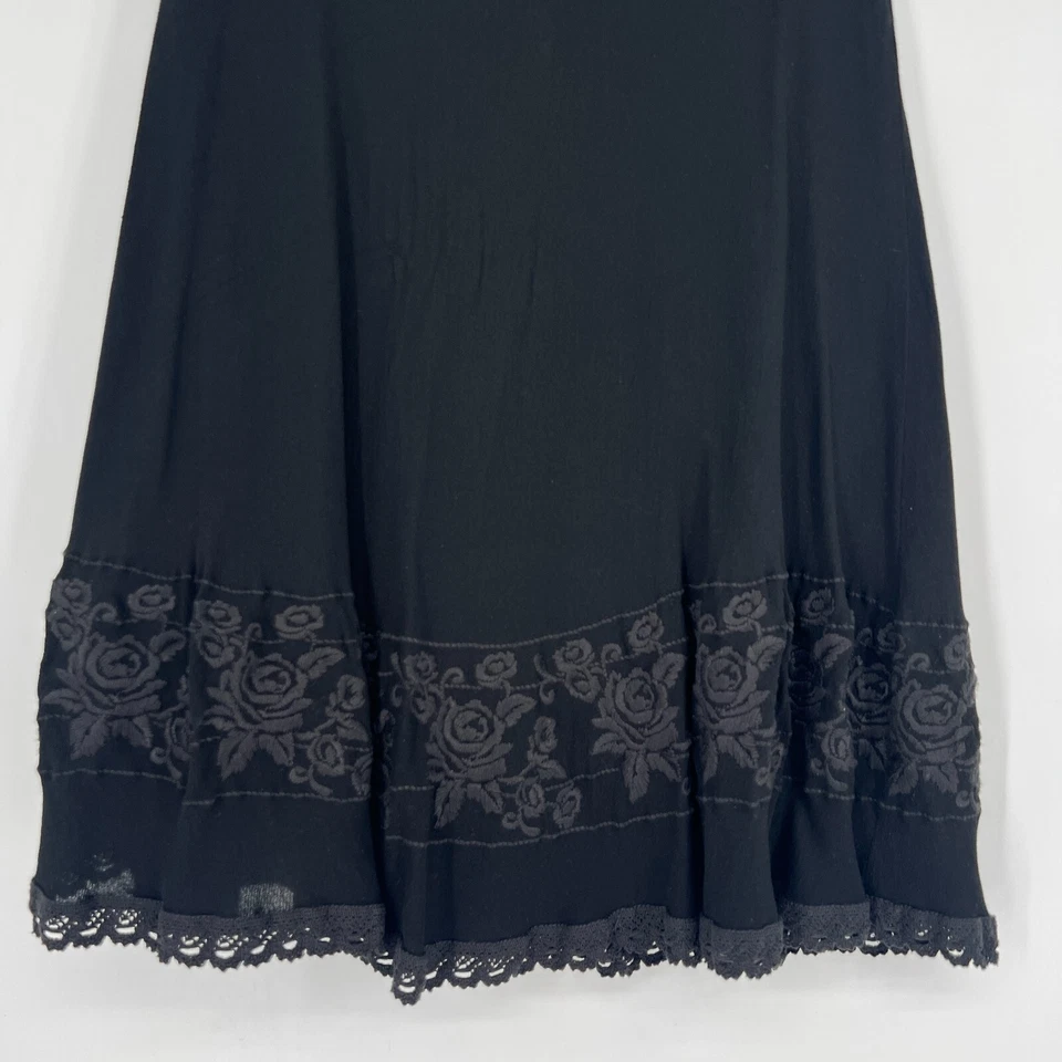 Saia Jones New York Feminina 4P Preta Floral Capricho Fada Swing Gótica - Imagem 3 de 4