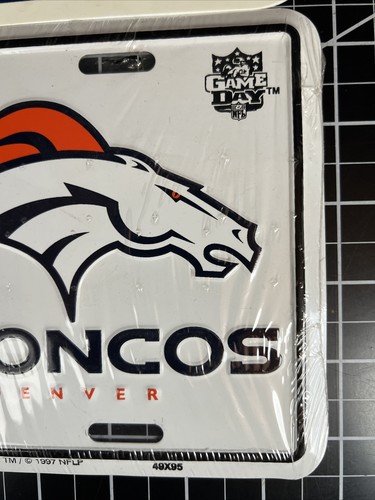 Vintage 1997 Denver Broncos Metal & Plastic License Plate NFL Football 12x6 Lot - Picture 6 of 14