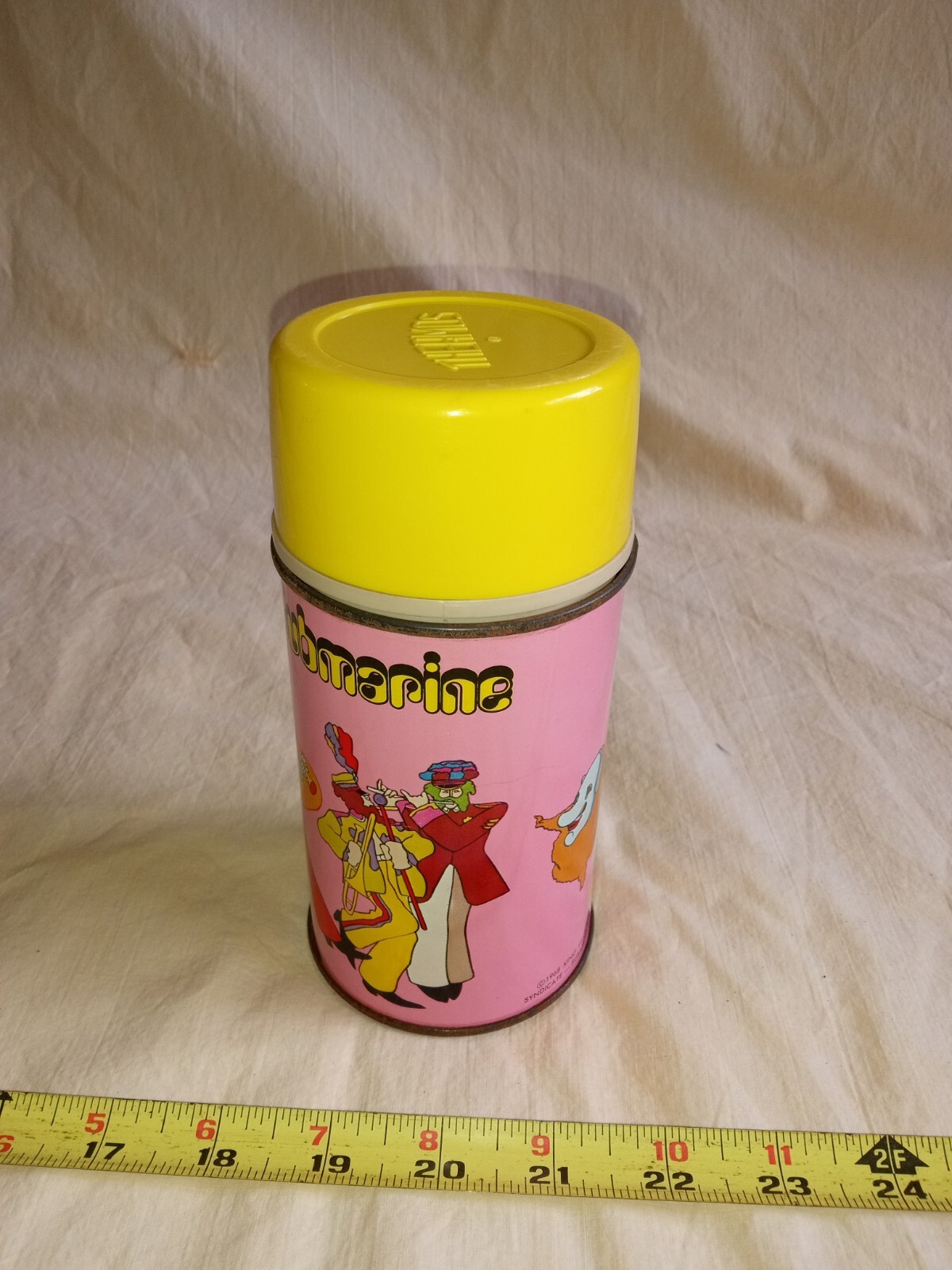 1968 Beatles YELLOW SUBMARINE LUNCH BOX thermos, ( thermos only ). nr