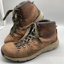 Danner Dry Mtn 600 Sz 8.5 M Hiking Boot Wlnt Brn 62272  Vibram Sole Read Descrp