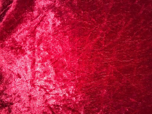 1.30mx1.45m wide of 1 way stretch red crushed velvet dress fabric - Picture 2 of 3