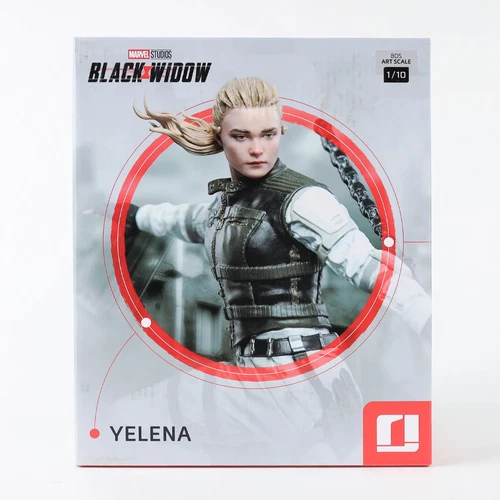 Iron Studios Art Scale Deluxe: Marvel: Black Widow - Yelena 1/10 Statue in hand