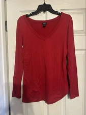 Rue 21 Red Long Sleeve Casual V Neck Womens Top Shirt Size Large slim fit Comfrt