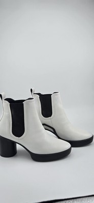 NEW ECCO Shape Sculpted Motion 55 Chelsea Ankle White Boot US 7-7.5 ~ EU 38