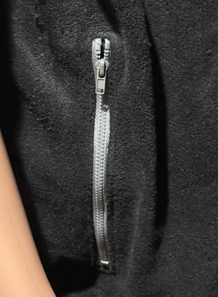 Chaleco de Trail Wrangler GRANDE ALTO / Forrado de Vellón / Cremallera Completa / Bolsillos con Cremallera / NEGRO-GRIS Foto 4 de 4