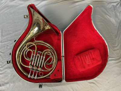 QUALITY! AMBASSADOR BY FE OLDS & SON FRENCH HORN + CASE FULLERTON, CALIF. U.S.A.