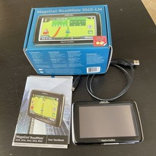 MAGELLAN Roadmate GPS 3045-LM Unit w/ Lifetime Maps Mount Not Tested Bundle