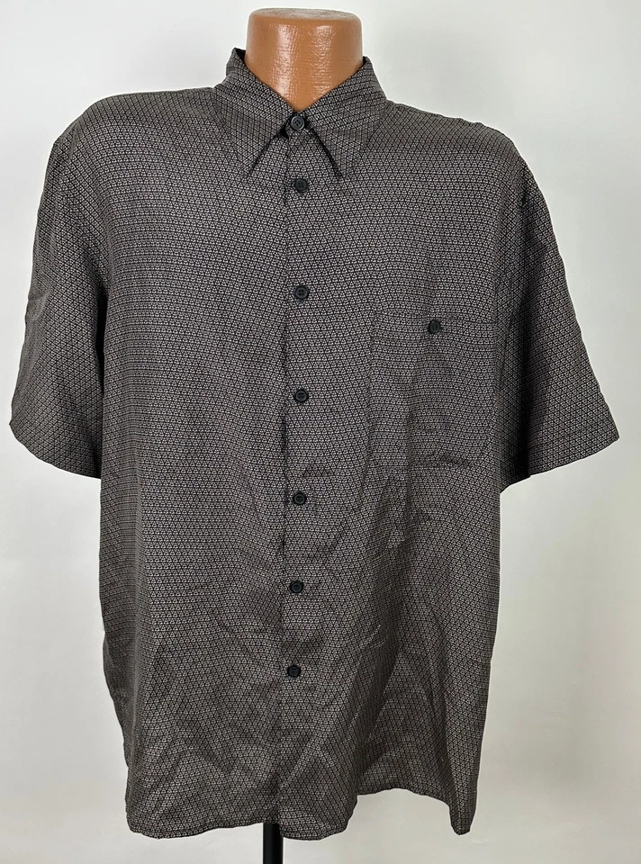 Vintage 90s Silk Shirt Men Large Button Up Geometric Triangles Black Chereskin - Image 2 of 4