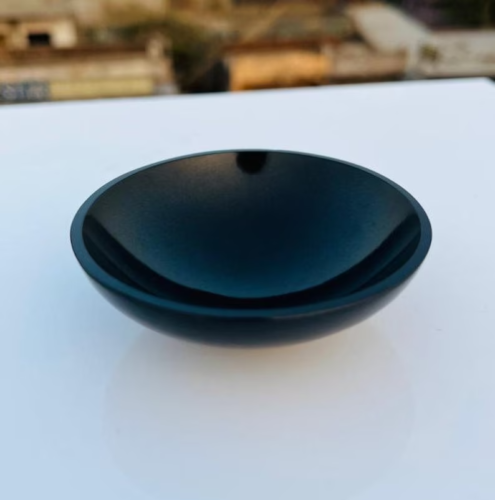 Tazón de turmalina negro piedras preciosas curativas cristal tazón cocina oficina en casa - Imagen 1 de 3