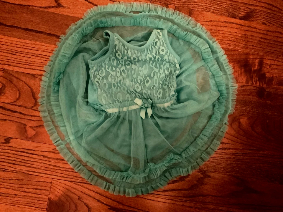 Vestido Princesa Verde Suave Liso Encaje Frontal Lazo Talla 24 Meses Fiesta de Navidad Foto 3 de 4