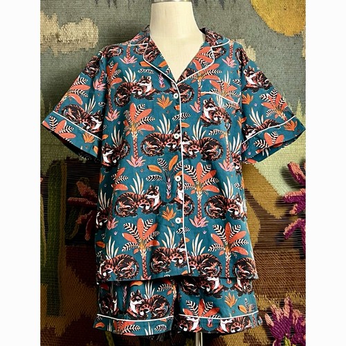 Anthropologie Printfresh Untamed Whimsical Animal Cat Shorts Pajama PJ Set L - 第 1/18 張圖片