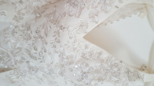 David's bridal ivory wedding dress. size 10 - Picture 7 of 10