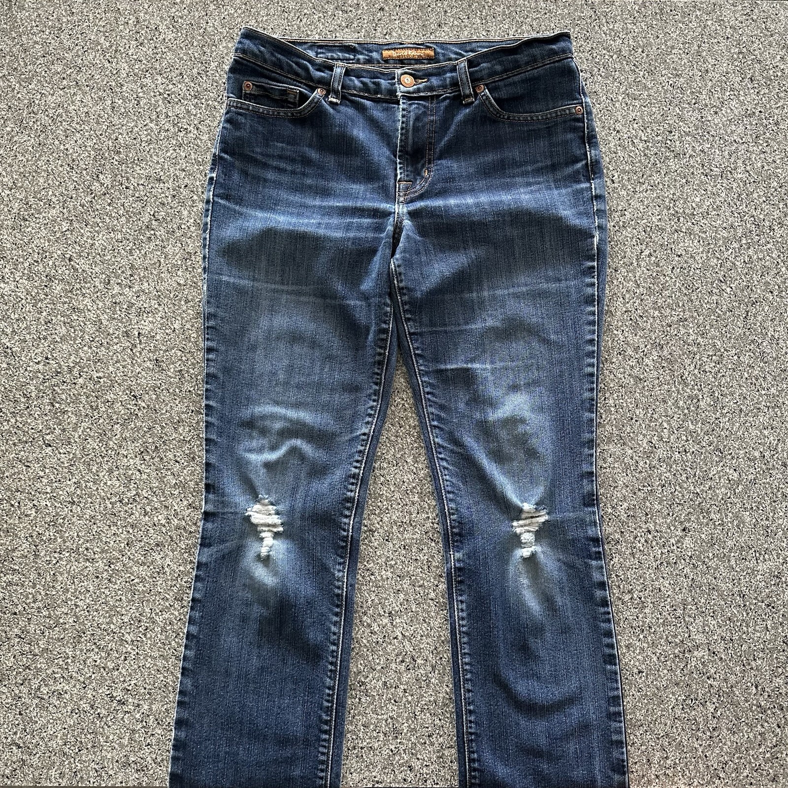 Picture 1 of 11