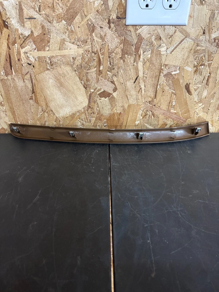 1999-2002 TOYOTA SOLARA WOODGRAIN DASH TRIM - Image 3 of 3