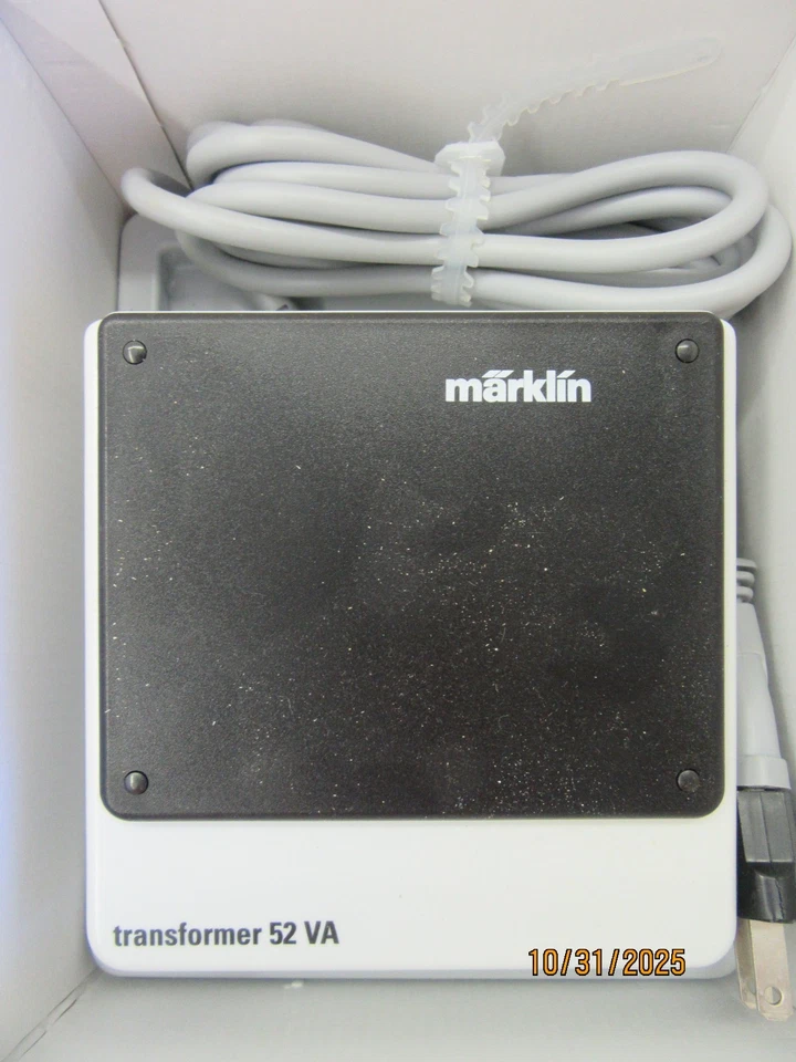 HO - Marklin 6002 Digital Accessorie Transformer w/ 110V converter Plug - NIB - Image 2 of 4