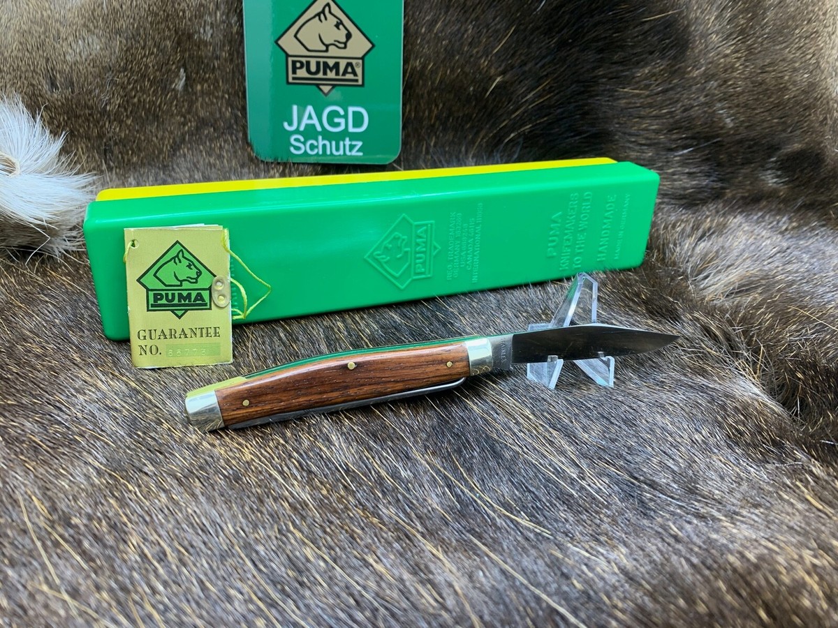 1977 Vintage Puma Bird Hunter Knife & Jacaranda Handles With 1977 Vintage Puma Bird Hunter Knife & Jacaranda Handles With