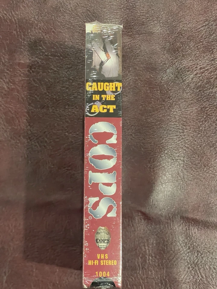 COPS Caught In The Act SEALED!!! VHS 1996 VINTAGE COLLECTIBLE GRADABLE RARE WOW! - Image 4 of 4