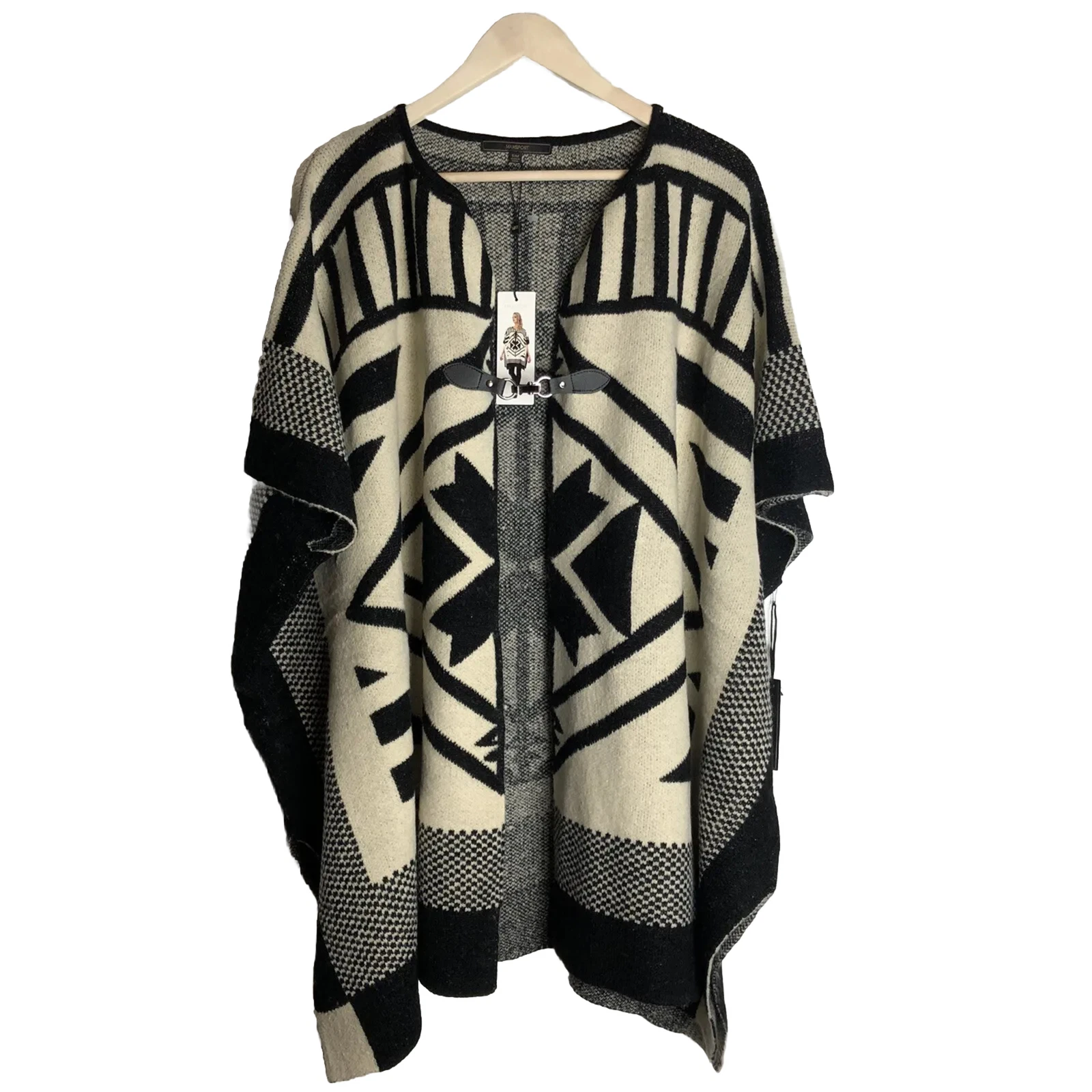 Maxsport Womens S/M Black Navajo Print Poncho Cape Knit Sweater Oversized