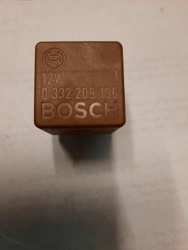 0332209136 реле bosch