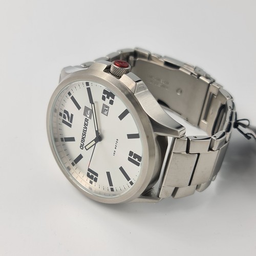 Quiksilver Mens Beluka Watch Silver Polished Stainless Steel Case & Bracelet