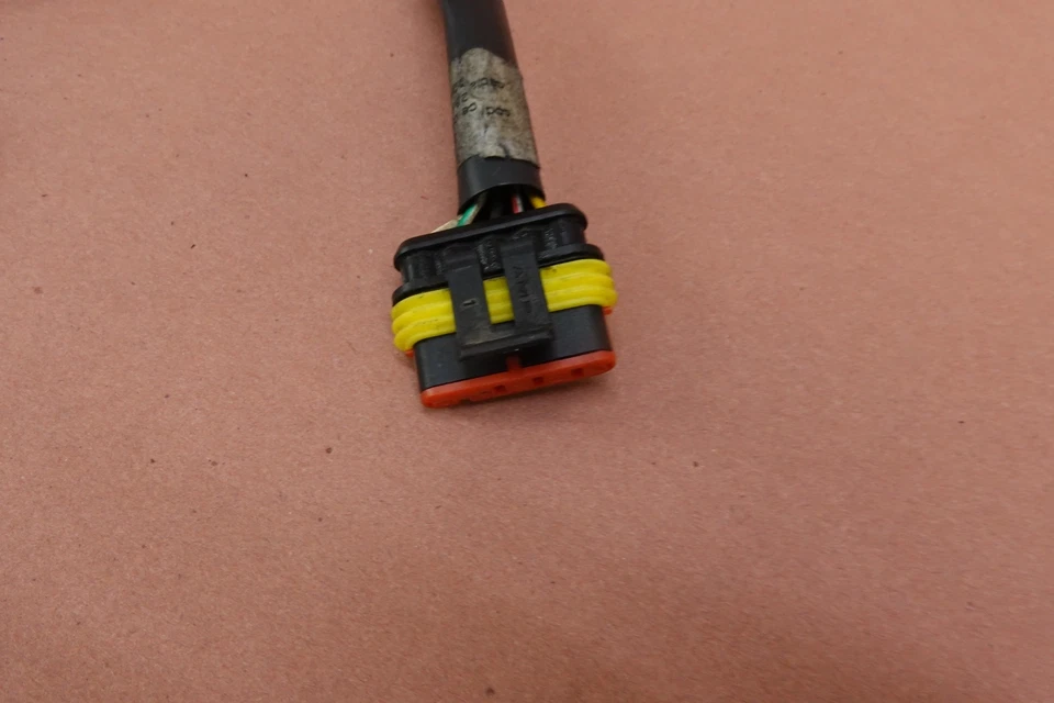 2003 02-06 Ducati Monster 620 M600 License Plate Light - Image 3 of 4