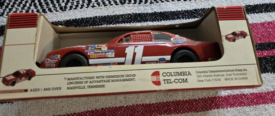 The Legend Bill Elliott #11 Friction Car NASCAR 5x Winner Collectible - Image 3 of 4