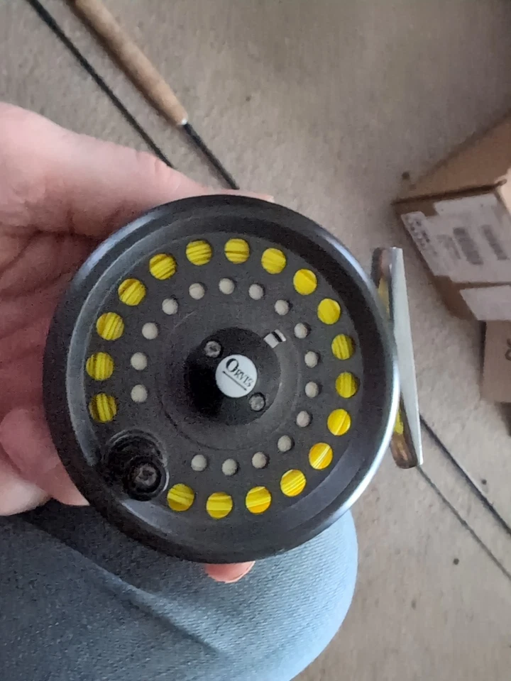 Combo carrete de caña de pescar con mosca Orvis Clearwater 8'6" 5wt. Inglaterra Foto 3 de 4