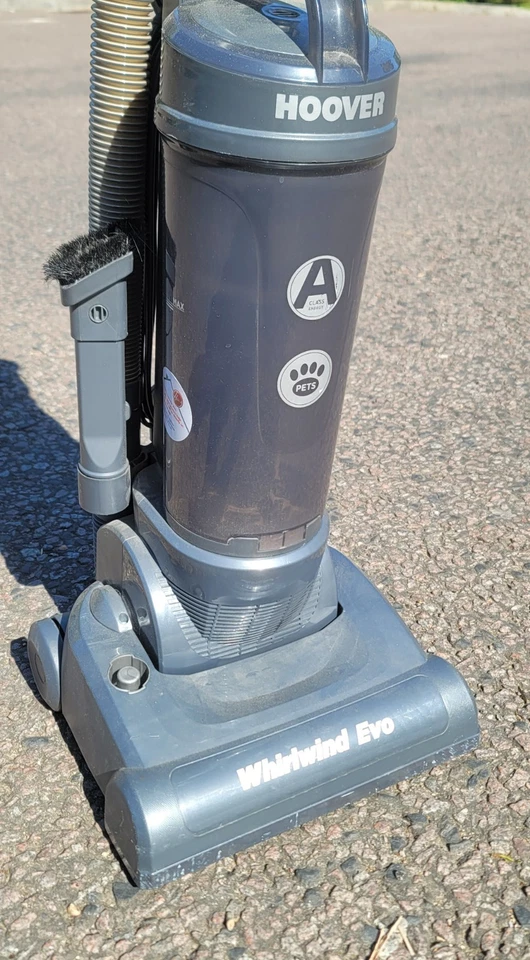 Hoover Whirlwind Evo Model No. 91lA1764_51 Grey & Silver Upright Plug in Vacuum - Image 3 of 4