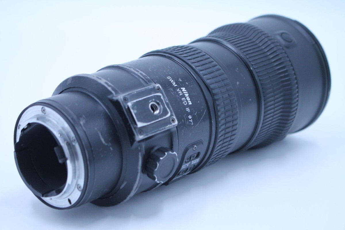 Nikon Zoom-NIKKOR 70-200mm f/2.8G ED-IF AF-S VR Telephoto Nikon Zoom-NIKKOR 70-200mm f/2.8G ED-IF AF-S VR Telephoto