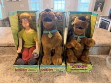 Character Electronic Talking Scooby-Doo Shaggy Plush 2002