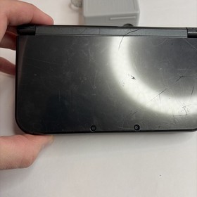 New Nintendo 3DS XL Gray Black Console W Charger Stylus US Version