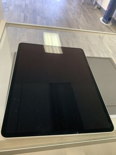 iPad Pro (12.9-inch) 3rd Generation 1Tb Wifi Only- CRACKED GLASS - Picture 1 of 6